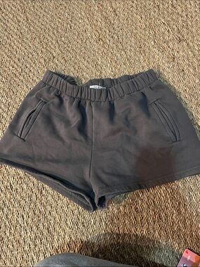 Pitaya Black Athletic Elastic-Waist Shorts